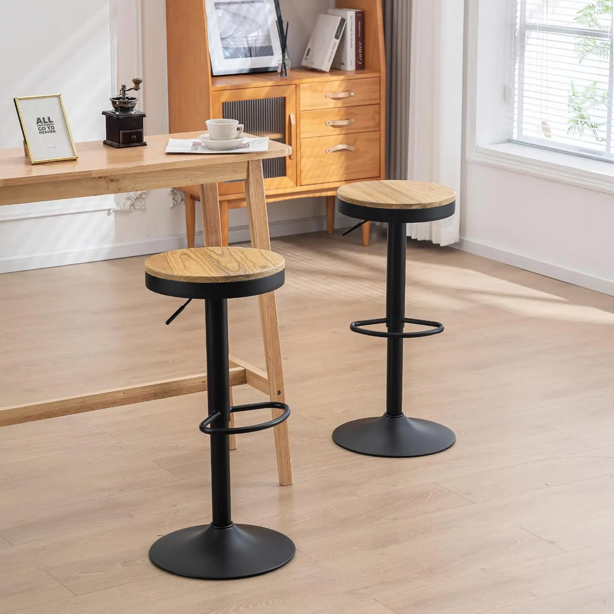 Ensemble de 2 Tabourets de Bar Réglables 360° en Bois et Métal Noir - Kidol & Shellder pour Cuisine et Bistro