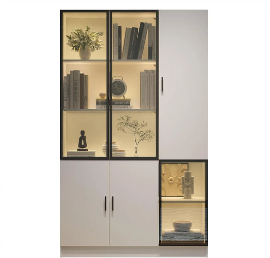 Armoire vitrine élégante en verre avec éclairage LED, structure blanche en bois et aluminium, 120 x 35 x 200 cm, trois portes vitrées, idéale pour salon, chambre ou bureau