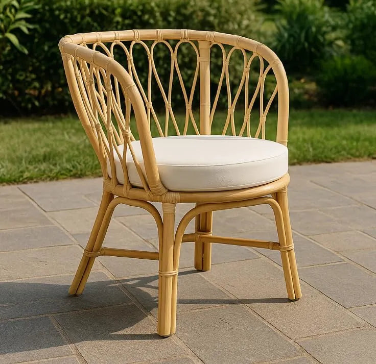 Fauteuil en Rotin pour Intérieur et Extérieur - Beige avec Coussin Ivoire - Dimensions: 65 x 65 x 85 cm