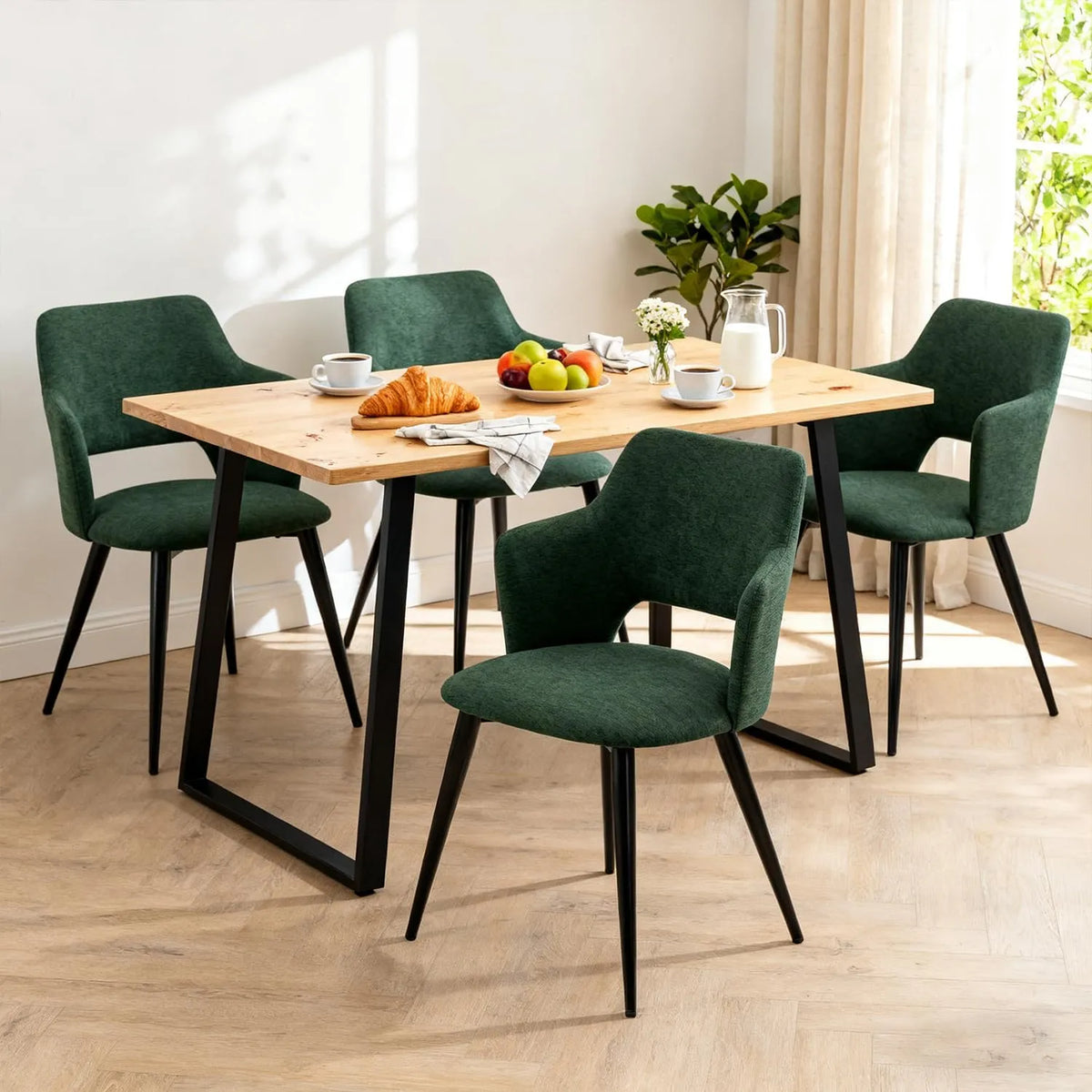 Chaises de Salle à Manger avec Accoudoirs, Lot de 4, Tissu Vert Confortable, Pieds en Métal, Design Moderne Élégant