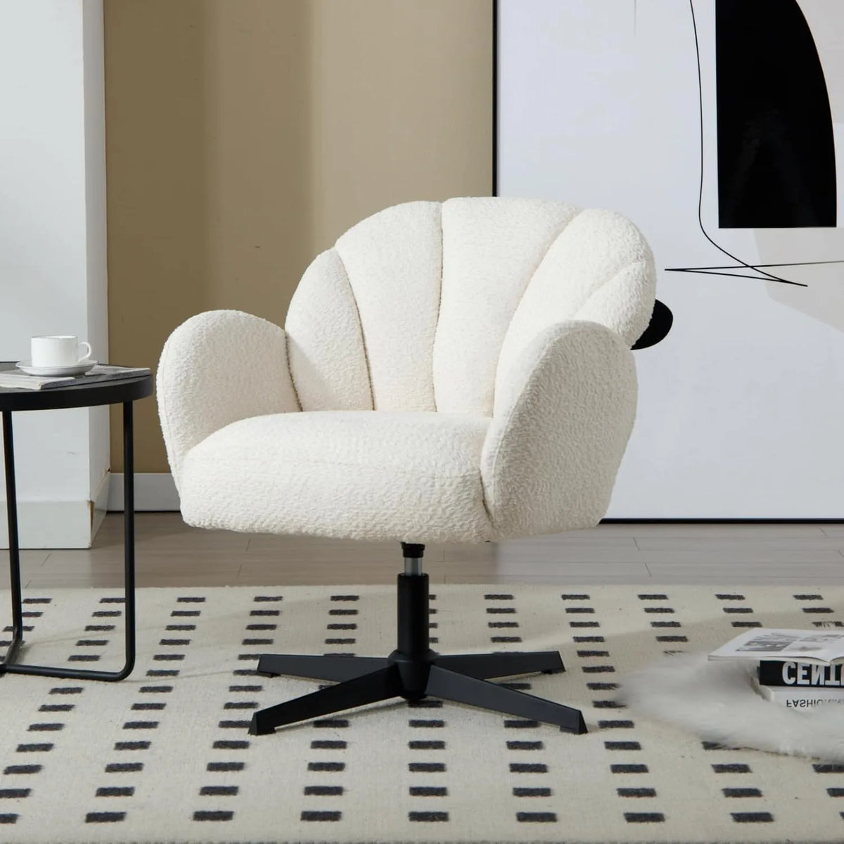 Chaise Pivotante en Fausse Fourrure pour Salon avec Dossier Coquillage et Accoudoirs, Blanc