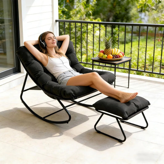 Chaise à Bascule Confortable avec Repose-Pieds, Fauteuil Relax pour Intérieur et Extérieur, Capacité 150 Kg, Coussin Inclus - Noir
